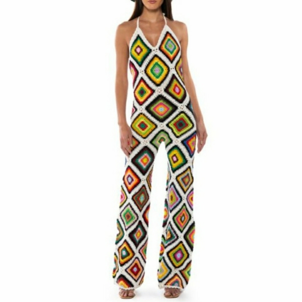 ISO AKIRA The Way You Groove Crochet Halter Jumpsuit Granny Square White L/XL